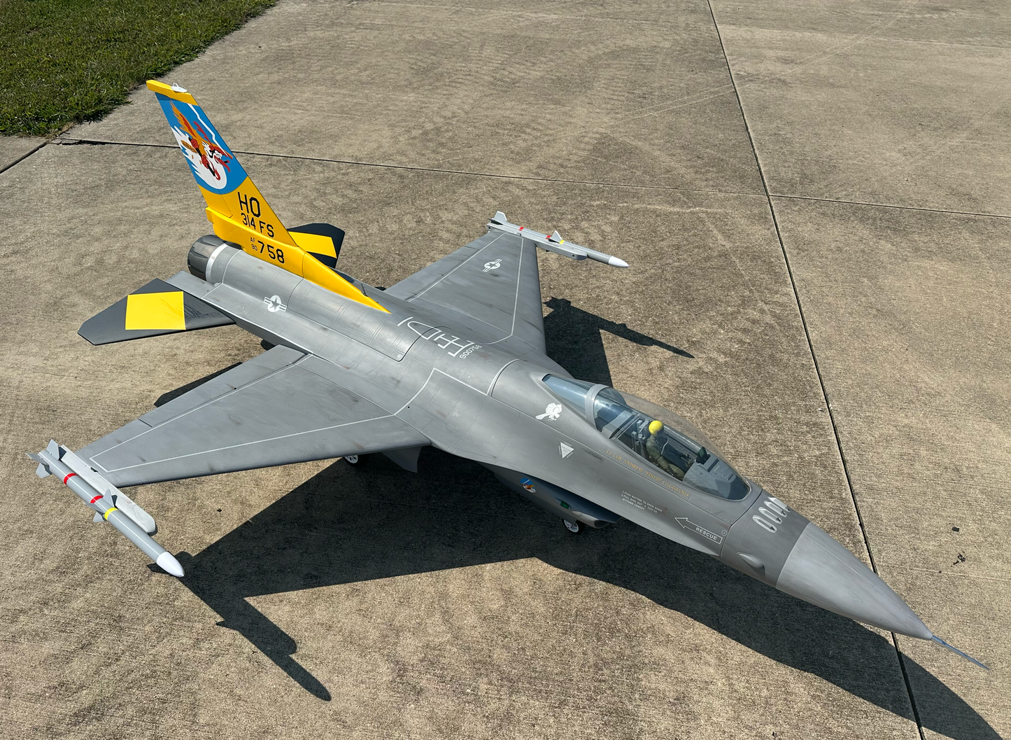 AIM-120 Missile 1/7th scale (for Boomerang F-16)