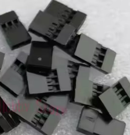 Female Servo Connectors with Clip