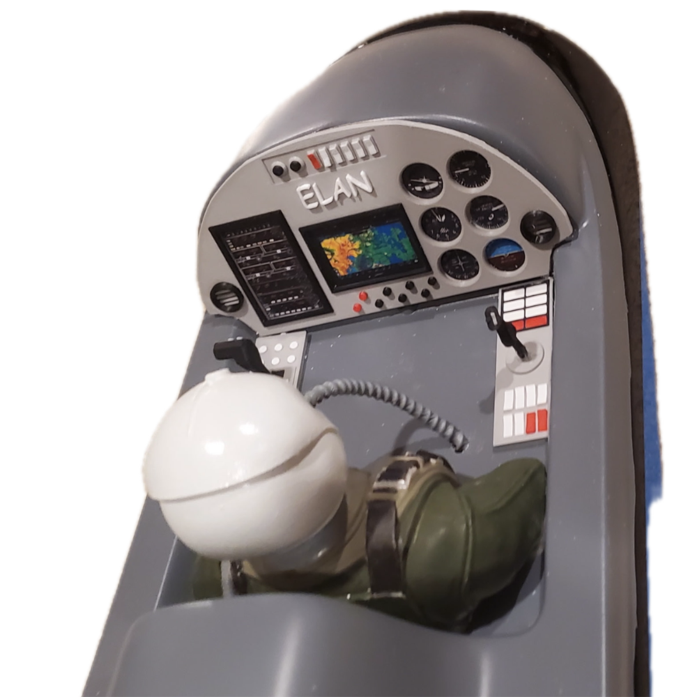 Boomerang Elan Cockpit with Pilot
