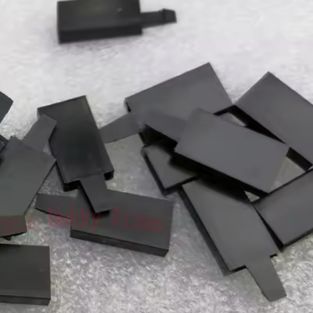 Female Servo Connectors with Safety Clip